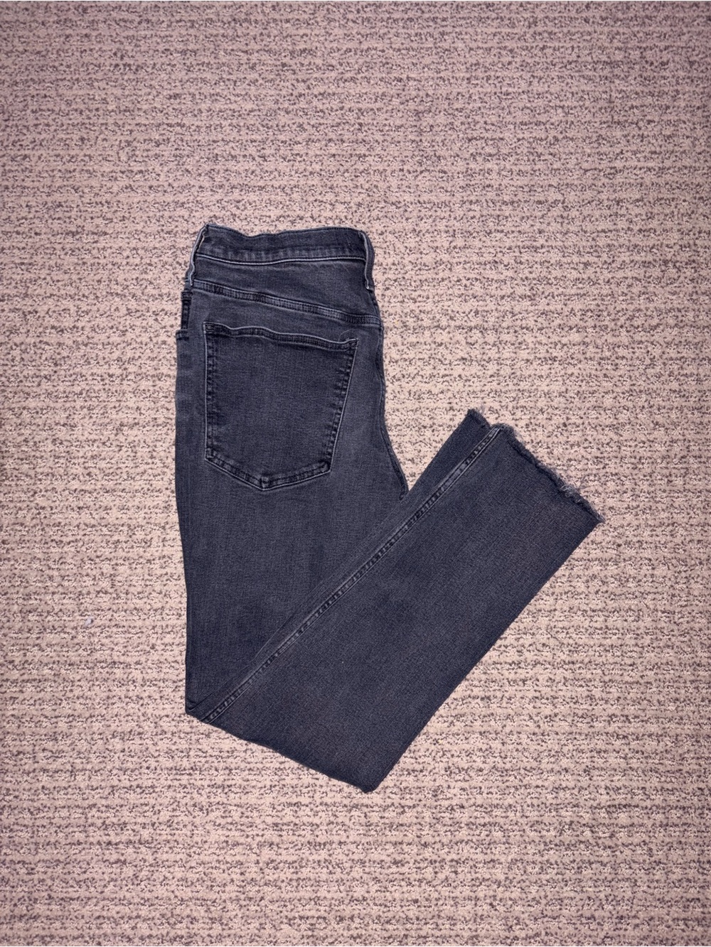 Madewell Mid-Rise Stovepipe Jeans Size 30 Washed Black Raw Hem